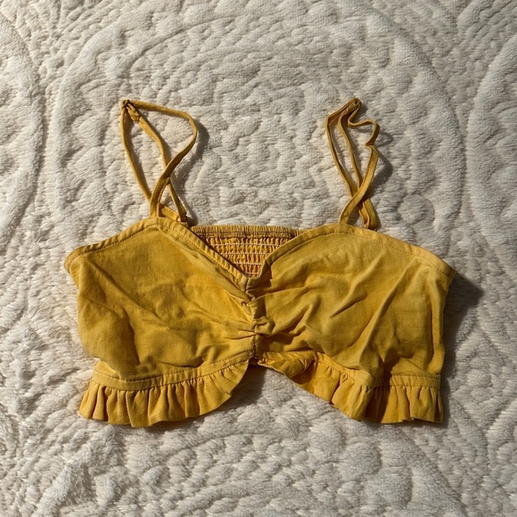 2 crop tops - Picture 4 of 4